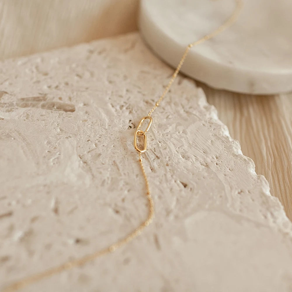 La Chaîne Infinity Pendant Necklace